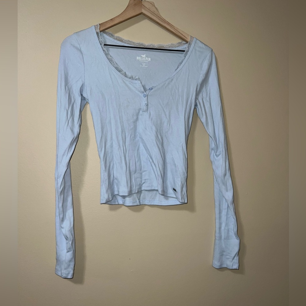 Hollister Baby Blue Women’s Long Sleeve
